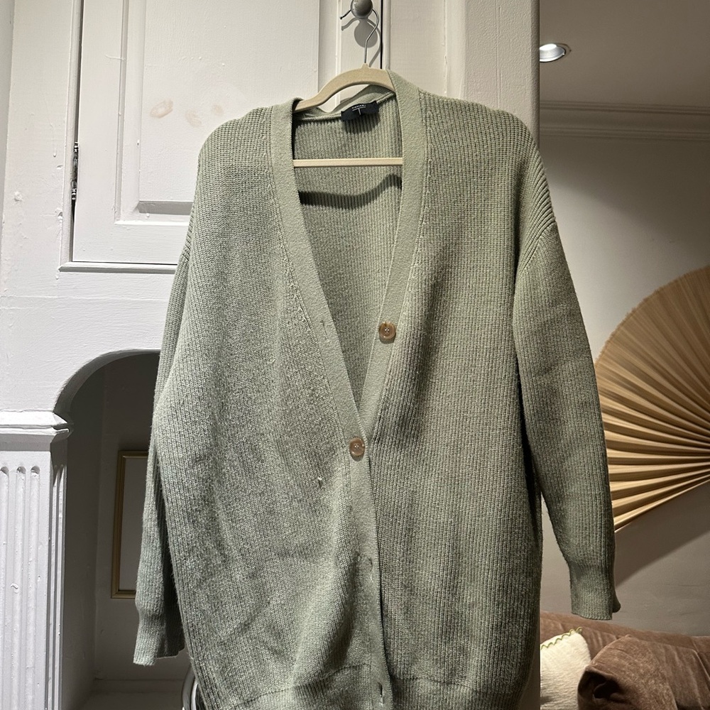Tahari sage Green Cardigan Sweater Oversized Cozy Knit